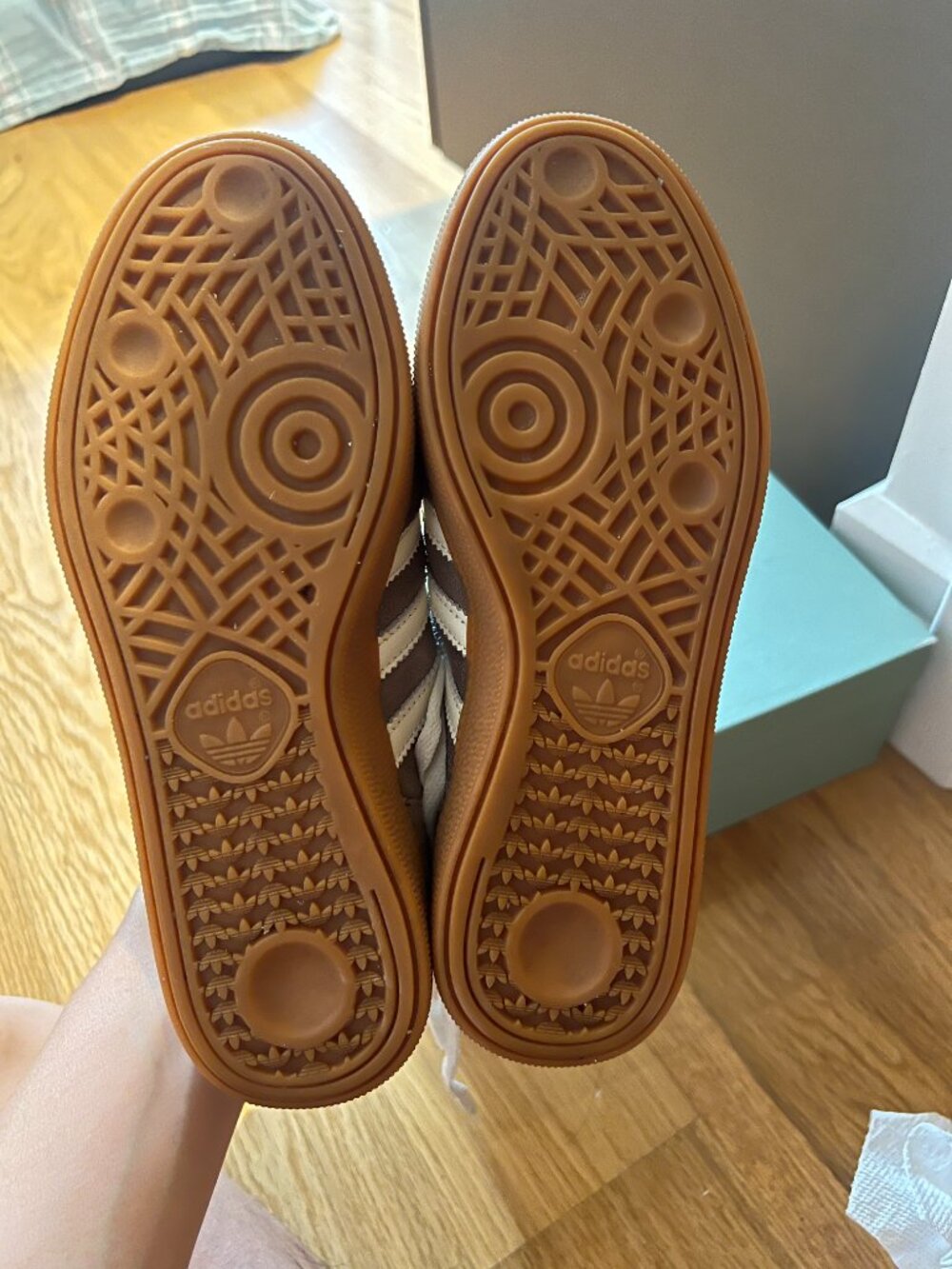 Adidas Spezial Earth Offwhite gum Womens  US6.5 - Picture 6 of 7
